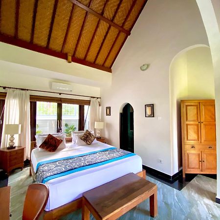 Puri Ayu Hotell Canggu Exteriör bild