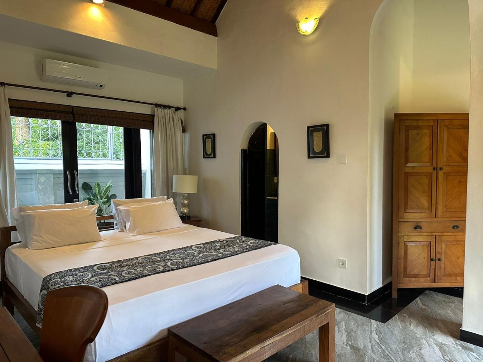 Puri Ayu Hotell Canggu Exteriör bild