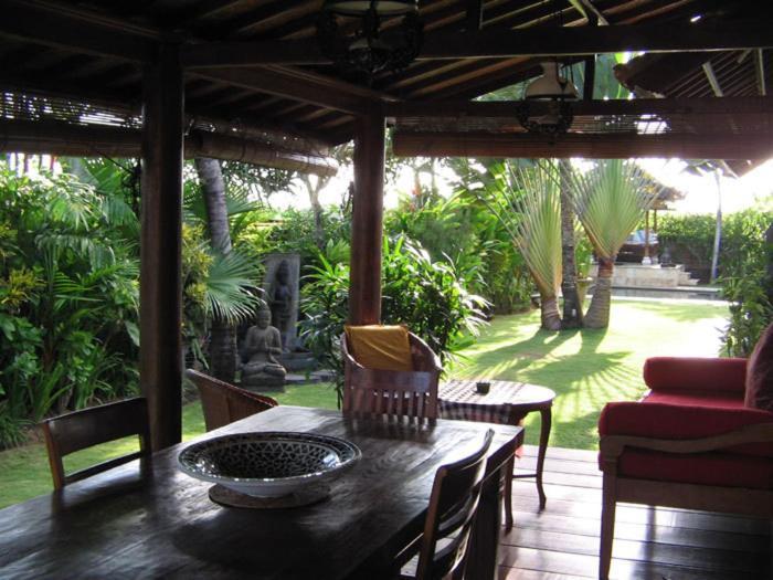 Puri Ayu Hotell Canggu Exteriör bild