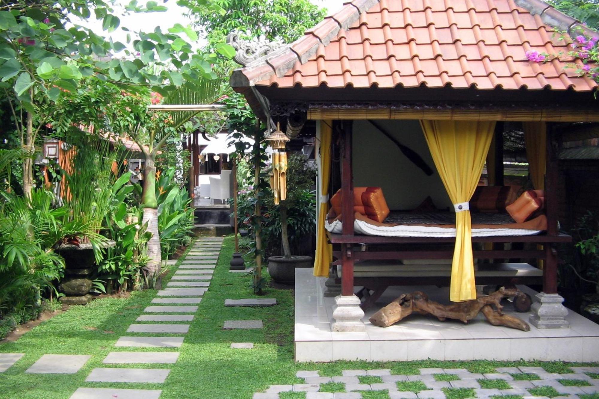 Puri Ayu Hotell Canggu Exteriör bild