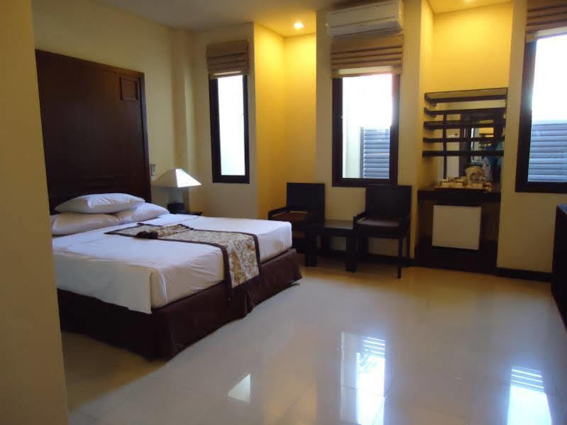 Puri Ayu Hotell Canggu Exteriör bild