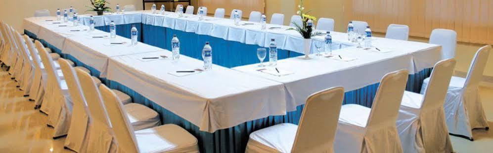 Puri Ayu Hotell Canggu Exteriör bild